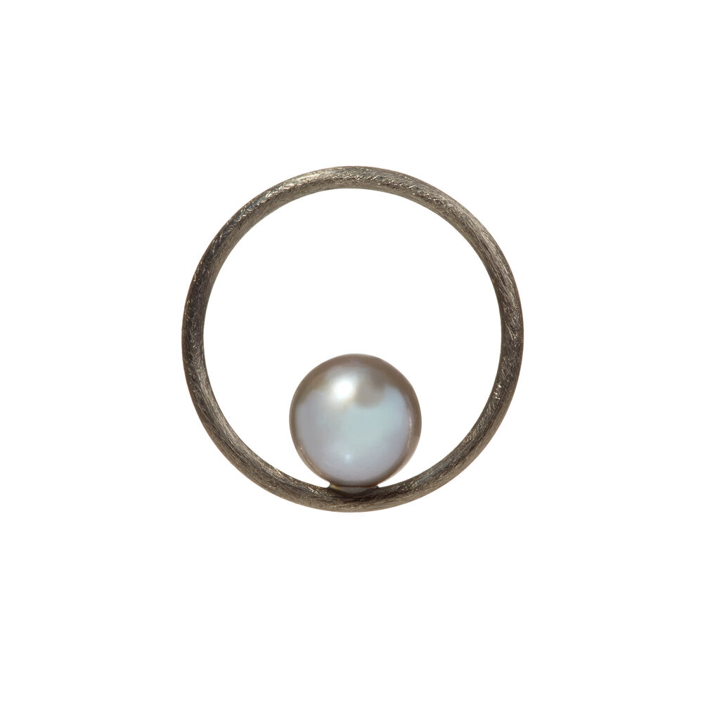 18ct White Gold Grey Pearl Hoopla | Annoushka jewelley
